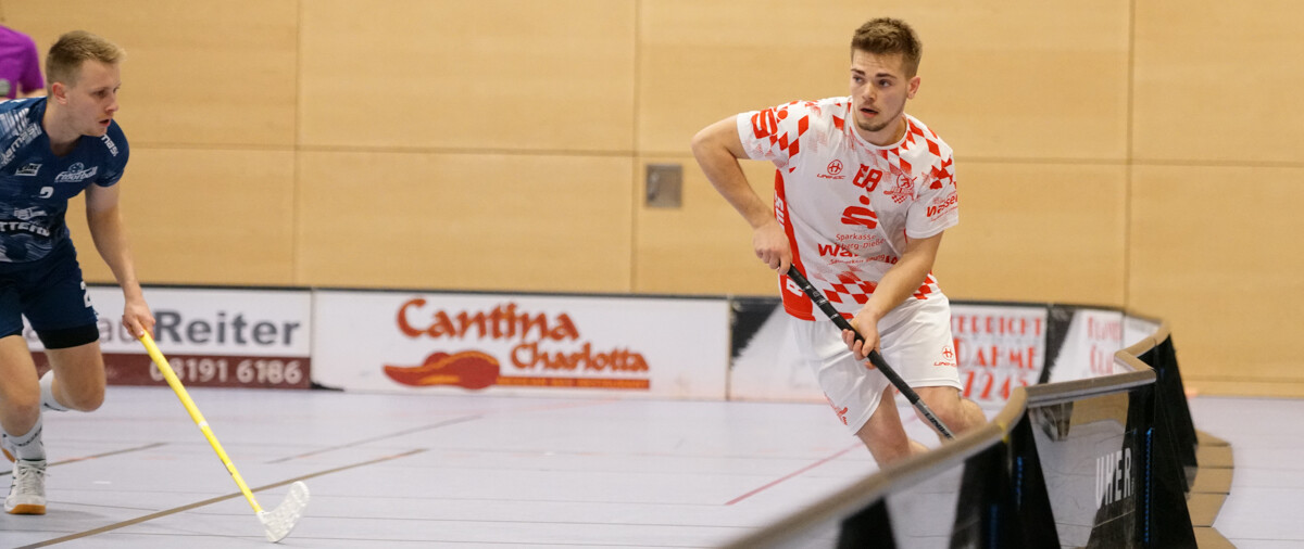 : Martin Rieß verkürzte noch zum zwischenzeitlichen 9:8, die Aufholjagd seiner Red Hocks blieb aber unvollendet. (Foto: Archiv/Finkenzeller)